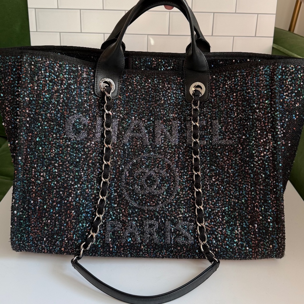 ✨ Chanel 20A Sequin Large Deauville Tote - Black Multicolor ✨